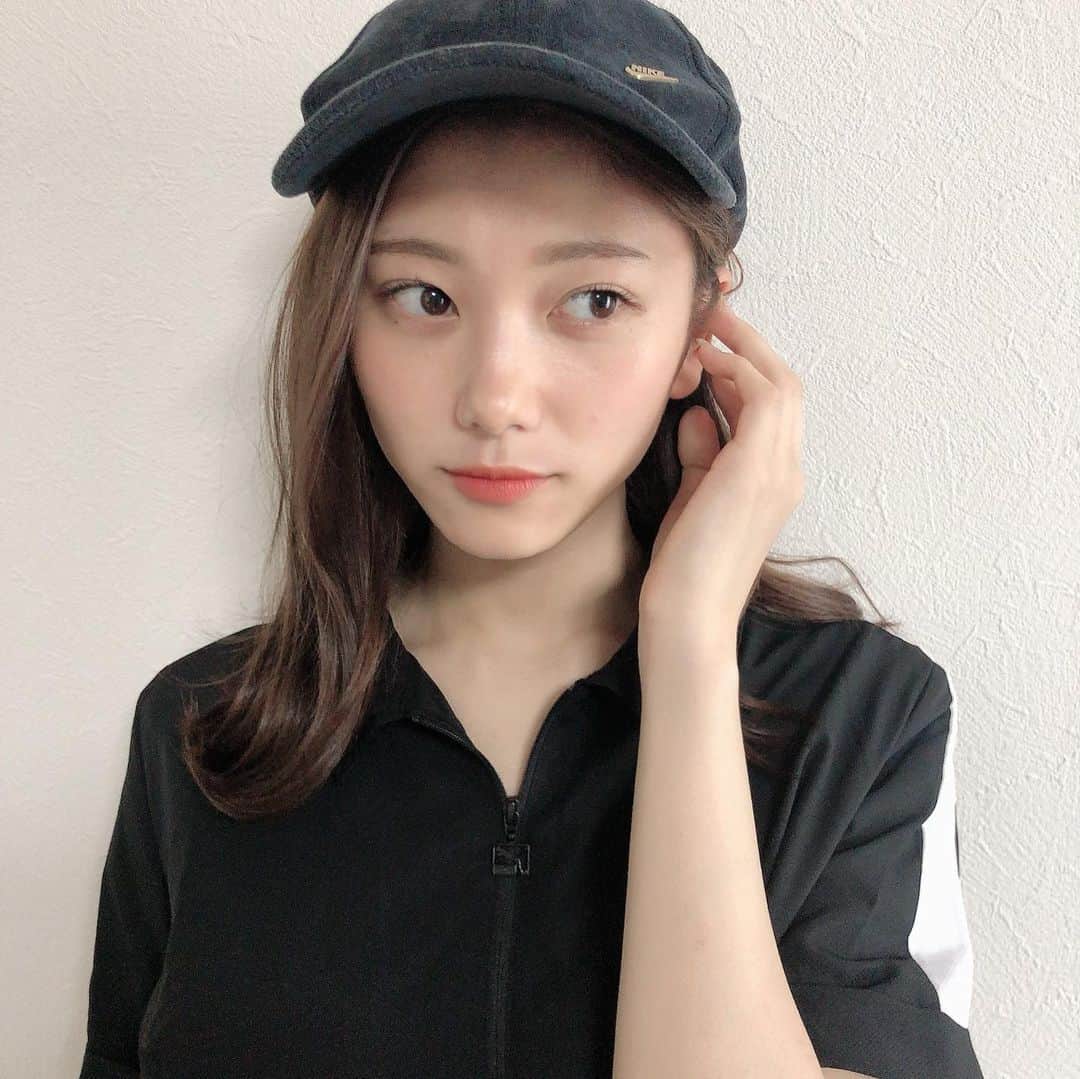 のインスタグラム：「・ 最近は健康と美容のために1日に水を２L飲むようにしています☺︎ 元々水分をあまり取らない方なので頑張ってます💧 #stayhome」