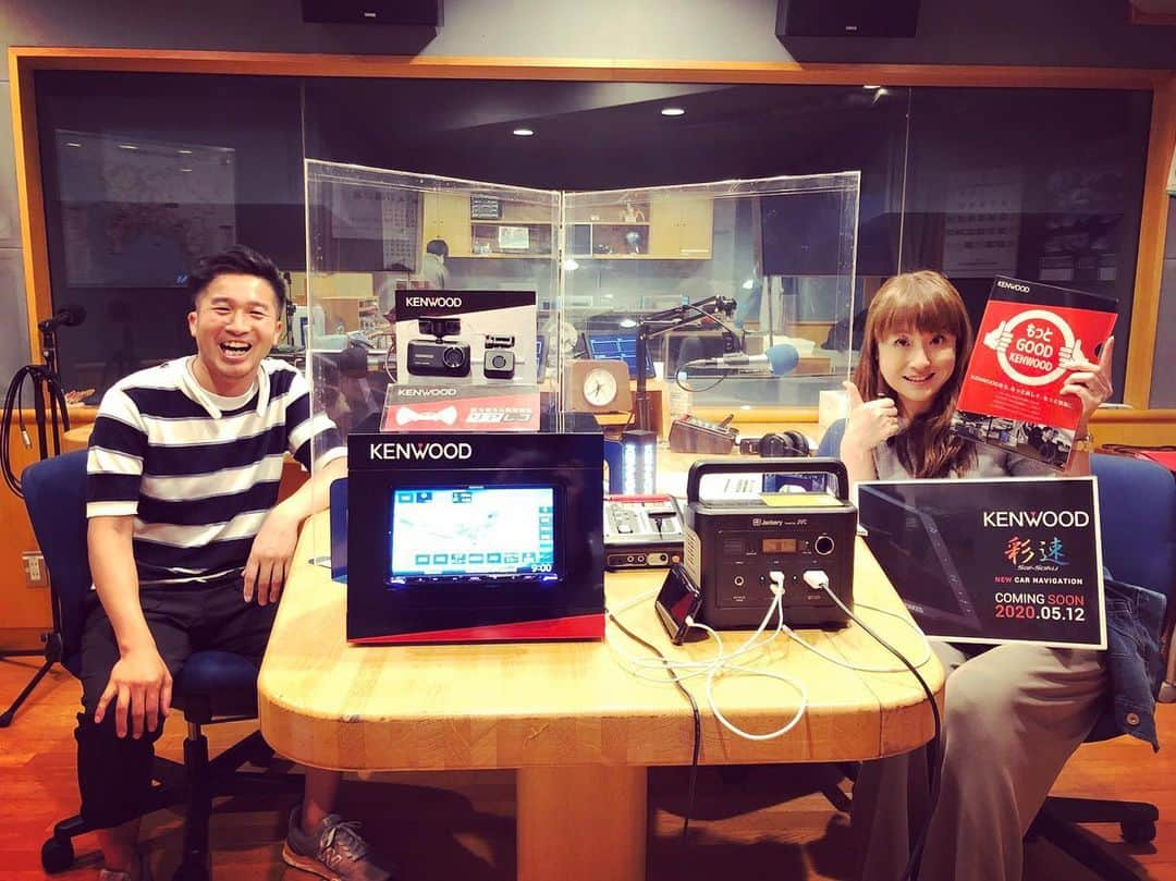 柴田聡さんのインスタグラム写真 - (柴田聡Instagram)「鈴木まひるさんと ツインDJでお届けした  JVC KENWOOD presents Route847 ゴールデンウィークスペシャル！  お聴き頂き、インスタLiveにも 参加頂いたみなさん 有難うございました♪  とにかく楽しかった〜、 笑った〜、焦った〜、 恥ずかしかった〜、、 2時間半の 感情ジェットコースター 乗りごたえありましたw  聴いた方々が少しでも 笑顔になってくれてたら 嬉しいです^ ^  #fmyokohama  #route847  #jvckenwood  #彩速ナビ #美女とサトル #本妻　役 #鈴木まひる　さん #総集編 #ファーストサマーウイカ ちゃん #コメントありがとう  #リスナープレゼント #ポータブル電源  #インスタLive #限定 #ウェラブルワイヤレススピーカー  #当選者 #おめでとう」5月2日 22時11分 - satorushiba