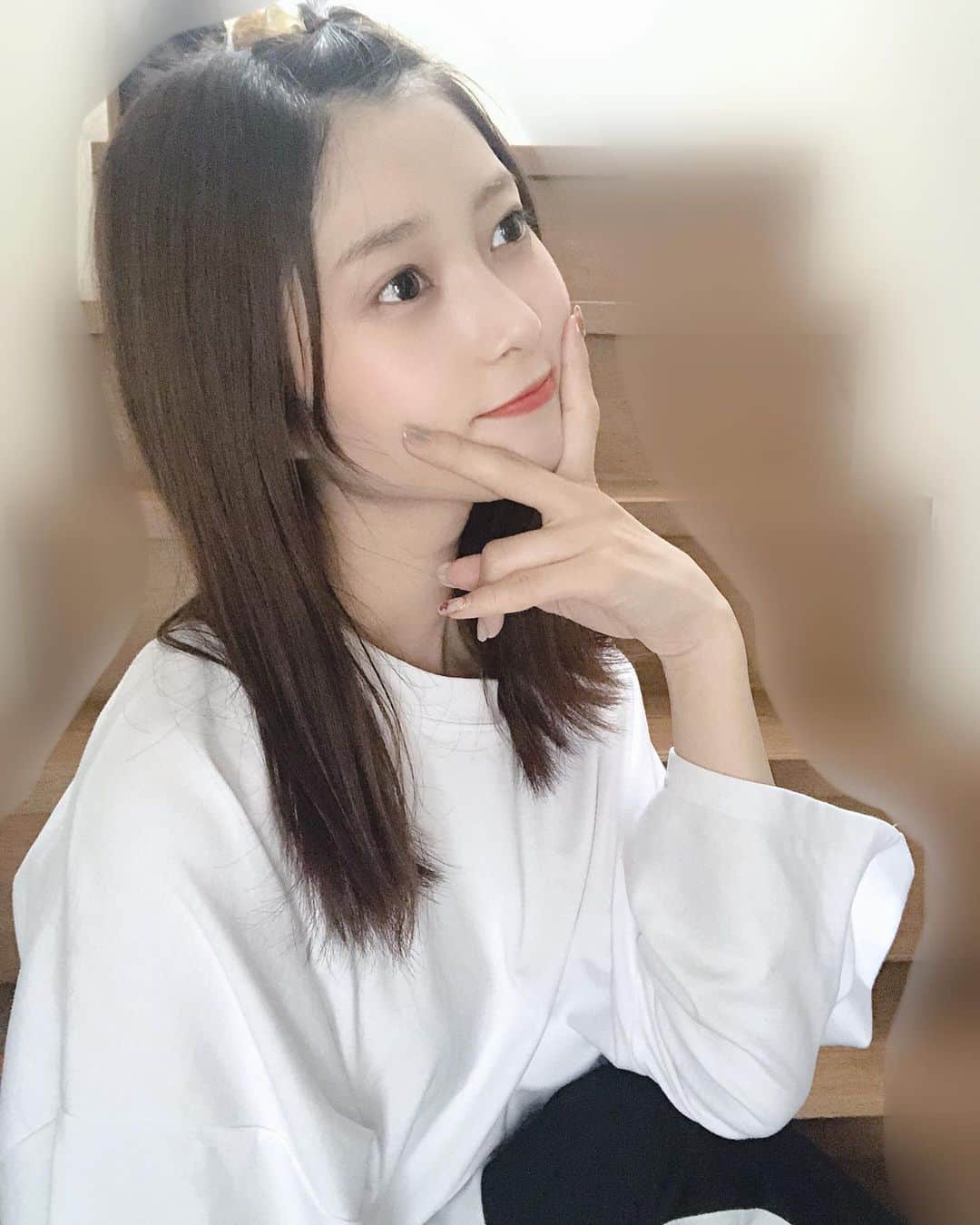 松川星さんのインスタグラム写真 - (松川星Instagram)「白ロンティ︎︎︎︎︎ー︎︎︎︎︎☺︎ かわいいし着心地いいしよく着てる︎︎︎︎︎☺︎ 無地だけど 後ろに小さくロゴ入ってるの︎︎︎︎︎♡」5月2日 22時16分 - akarin__rin