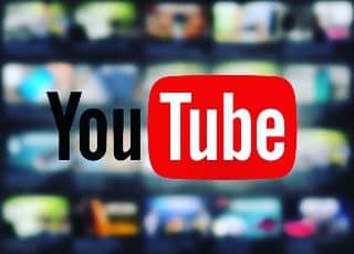 斉藤潤一のインスタグラム：「YouTube始めました。  コロナをきっかけに合わなくても色々な事を情報発信したりできたらいいなと思い始めてみました。  是非チャンネル登録して下さい  1回目は少し経営者の話になっちゃったからつまらんかもw少しでも参考になれば嬉しい  https://www.youtube.com/channel/UCgk9FSSIqHjgl3FF7-_BBpw  #YouTube #コロナ融資 #経営者  スタイリスト　#斉藤潤一  #バレイヤージュボブ  明るいカラーが好きな方は是非 . 〒150-0041 東京都渋谷区神南 ご予約はこちらへ ☞☞ TEL ☏﻿ ﻿03-3462-2093 web  roco@1cs.jp 渋谷 美容室 #rocospearz . 〒150-0041 東京都渋谷区神南1-14-9 第7FMGビルB1F . . ご予約はこちらへ ☞☞ TEL ☏﻿ ﻿03-3462-2093 web  roco@1cs.jp . ★平日  open  11:30-22:30 ★土日祝  open  11:00-21:30  #渋谷#東京#oggiotto#新宿#新宿美容室#ヘアアレンジ #外国人風#バレイヤージュ #hair#渋谷美容室 #インナーカラー#オシャレ #ダブルカラー#外国人風カラー#ショートヘア #ヘアアレンジ #ケアブリーチ  #ラベンダーアッシュ #newcolor # #tokyo #shibuya #hair #ボブスタイル #モデル#バレイヤージュカラー #バレイヤージュ」