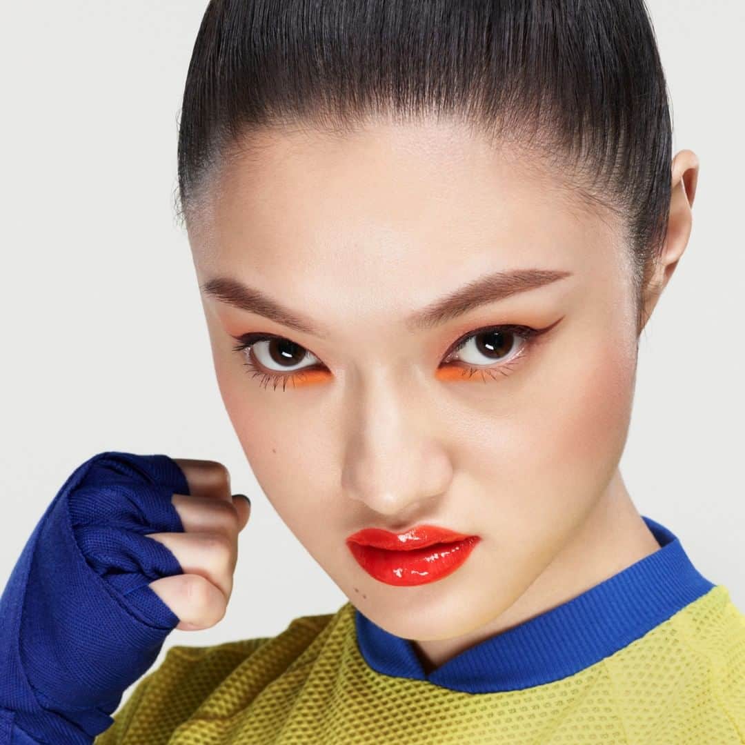のインスタグラム：「Onitsuka Tiger × shu uemura :  A collaborative pair of sneakers is now available on selected Onitsuka Tiger online and stores and 12 cosmetic items are available on selected shu uemura online and boutiques. #shuuemura #ONITSUKATIGER #DELEGATIONEX」