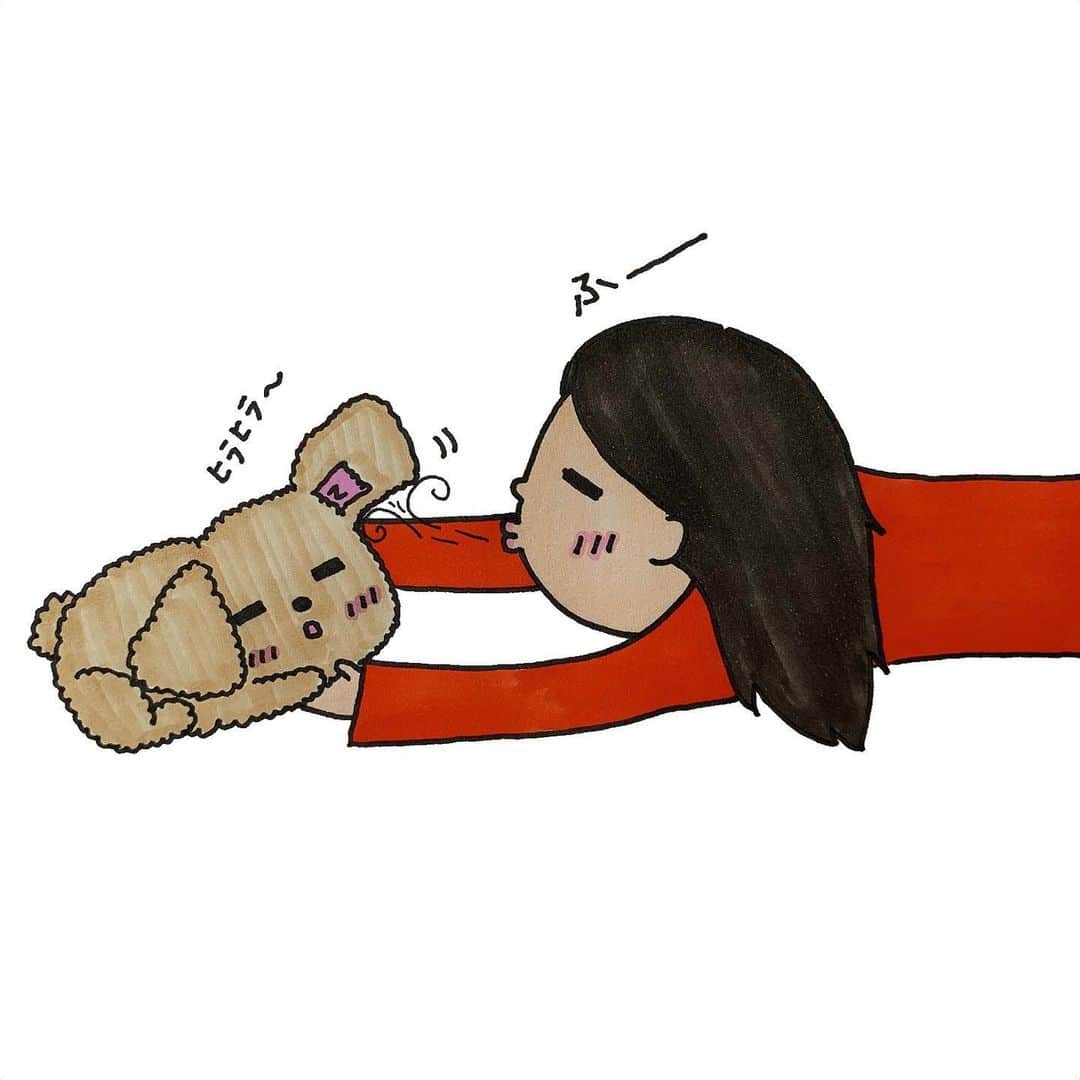 矢島舞美さんのインスタグラム写真 - (矢島舞美Instagram)「. #うちのワンコ . 今回は枕にされても、足をテロテロされても、お腹をぷにっとされても、耳をふーふーされても、それより睡眠の方が大事なコロンを描いてみました♪ . . #コロン #犬#愛犬#いぬ#イヌ#わんちゃん#わんこ #矢島舞美」5月2日 15時15分 - maimiyajima_official_uf