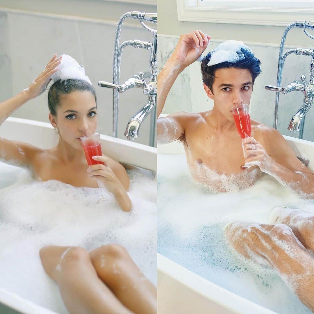 Brent Riveraのインスタグラム：「Who did it better!? 🛁😂」