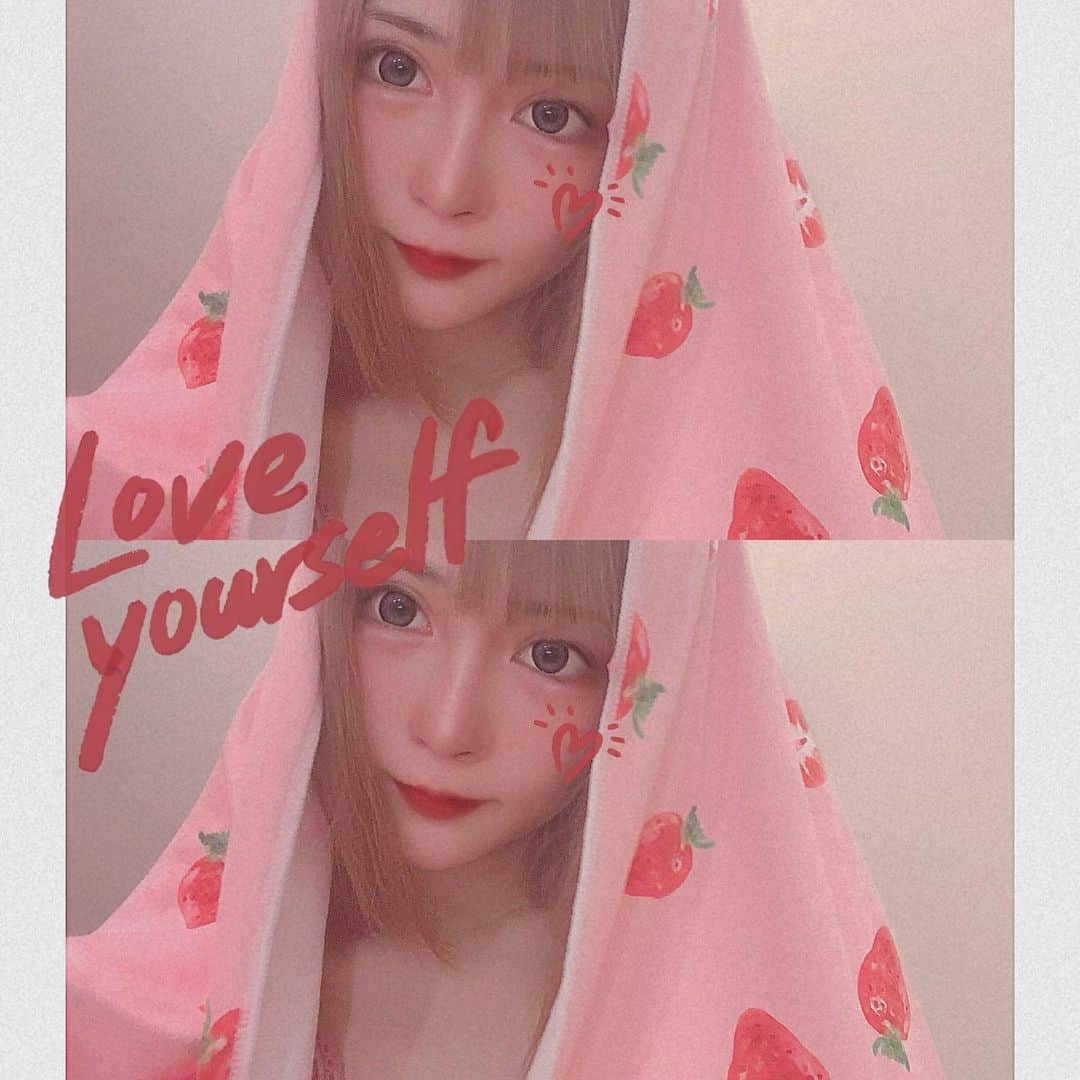 らむめろさんのインスタグラム写真 - (らむめろInstagram)「天然素材でできてる苺のバスタオル🍓﻿ ﻿ かわいい💕﻿ ﻿ @_andante_shop で買ったよ( ⸝⸝•ᴗ•⸝⸝ )﻿ ﻿ ﻿ ﻿ #instagood #instagramer #instalike #instalove #followme #followgram #japanesegirl #goodday #swag #selfie #me #안녕 #라무메로 #おうち時間」5月2日 22時37分 - ramumero_