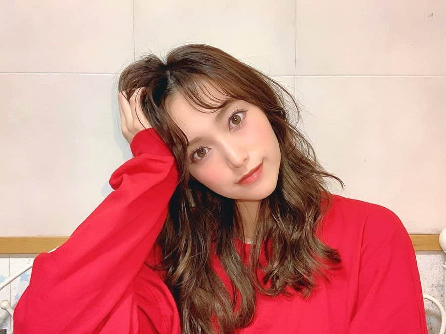 引地裕美さんのインスタグラム写真 - (引地裕美Instagram)「スワイプしてね❣️➠➠➠ . . また切った💇‍♀️笑 全部で15センチくらい✂️ . 前髪はちょっと長いから くるくるさせてるよ🌼 . #引地裕美 #モデル #rq #レースクイーン #얼스타그램 #照片 #粉我」5月2日 18時58分 - yuumihikichi