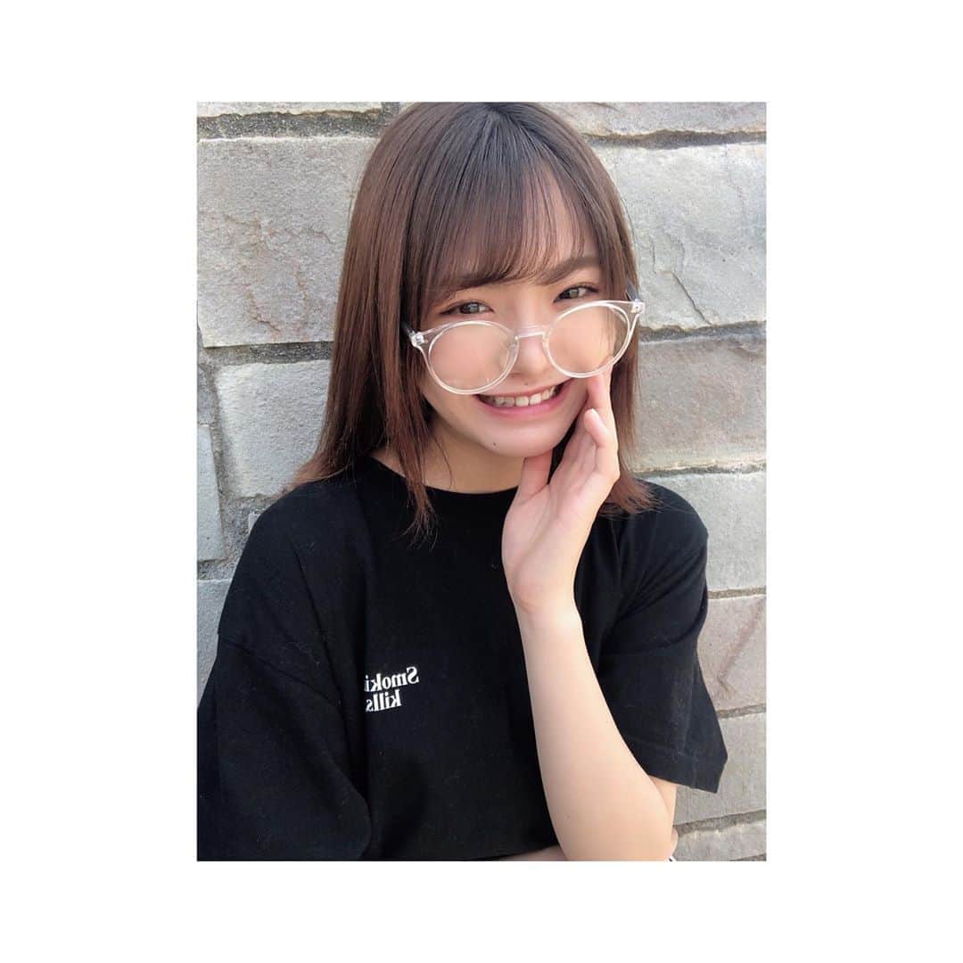 岩崎春果（るちゃまる）さんのインスタグラム写真 - (岩崎春果（るちゃまる）Instagram)「. 半袖と透明メガネ！」5月2日 19時53分 - iwasakiharuk_a