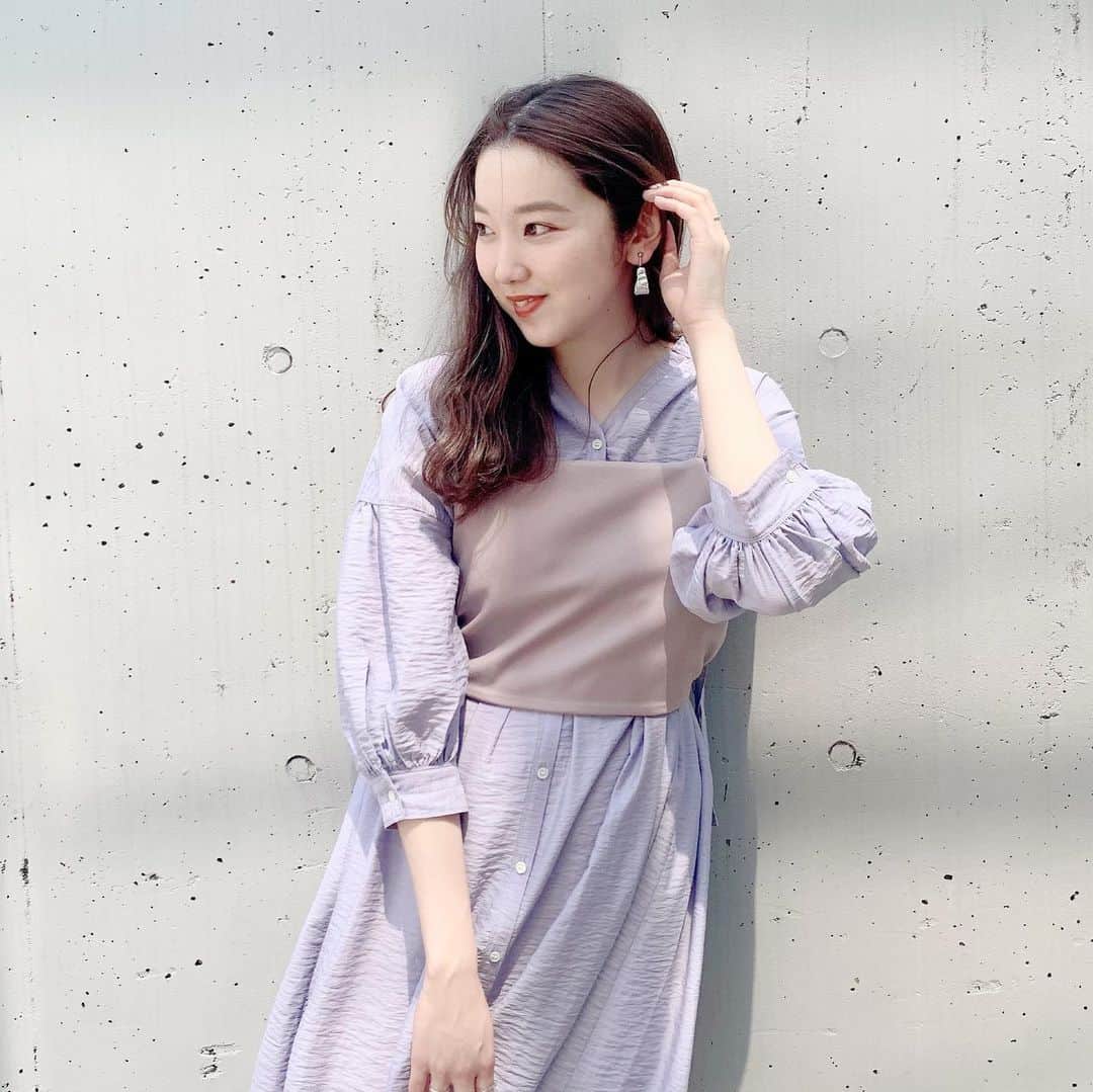 mina hinokuchiのインスタグラム：「. ビスチェもセットだから 色んな着回しが楽しめるワンピース🌱 . 夏に向けてロングワンピースを沢山getしてます☀︎ 来週購入品ご紹介します✨ . #whoswhochico #salonbychico #mina_chicode #フーズフーチコ」