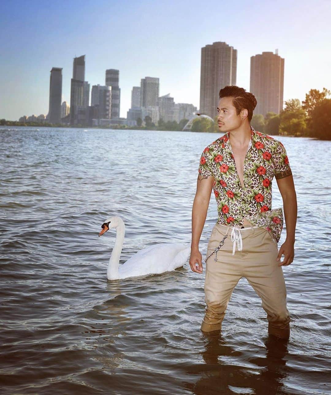 STYLE4GUYSのインスタグラム：「Shop @FashionNovaMEN for the latest spring styles🌻 Head to @FashionNovaMEN to shop all spring styles ☀ #FashionNova FashionNovaPartner #NovaMEN」