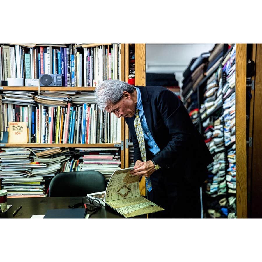 ビームスさんのインスタグラム写真 - (ビームスInstagram)「"American Suit" GUEST：Hisao Saito from TUBE Pilosophy of  BEAMS PLUS Vol.15  今回のゲストは、半世紀以上にわたって日本のメンズファッションシーンの中心に身を置き、その歴史を見続けてきたご意見番＜TUBE＞デザイナー・斎藤久夫さん。アメリカンスーツの歴史についてお話しを伺いました。  https://www.beams.co.jp/special/beamsplus/philosophy/vol15/  @beams_plus_harajuku @beams_plus_yurakucho #tube #チューブ #beams #beamsplus #americansuit #suit #philosophy」5月2日 20時06分 - beams_official