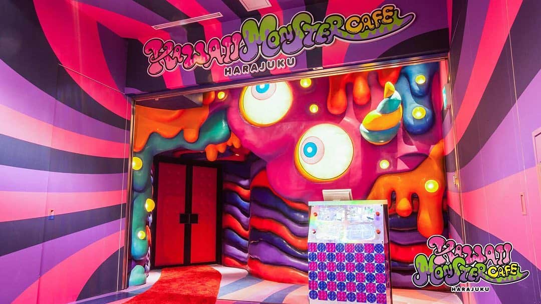 KAWAII MONSTER CAFEさんのインスタグラム写真 - (KAWAII MONSTER CAFEInstagram)「🦄 KAWAII MONSTER CAFE virtual background created 🌈  Now that you tend to forget colorful feelings, please use it for online learning and home work 🍭 💜💚💙❤️🖤 Please use only for personal use 🎀 Secondary use such as commercial use, processing, redistribution NG ☠️ #staysafestaykawaii #kawaii #virtualtravel #virtualphotography #kawaiimonstercafe #harajuku」5月2日 23時20分 - kawaiimonstercafe