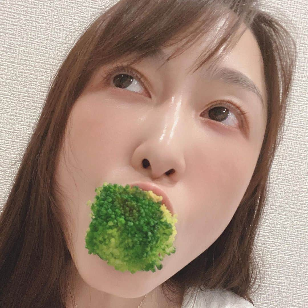 杏さゆりさんのインスタグラム写真 - (杏さゆりInstagram)「私はジブリだとソフィーらしい💕 大好きな映画だから嬉しいな🥺❤️ .  https://www.arealme.com/which-miyazaki-character-are-you/ja/ ここで診断できるよ😝 . 今日も17ライブありがとうございました💕💕💕 明日もやるねぇ💕💕💕 . #ソフィー #杏さゆり　#SayuriAnzu」5月3日 0時11分 - anzu_sayuri_official