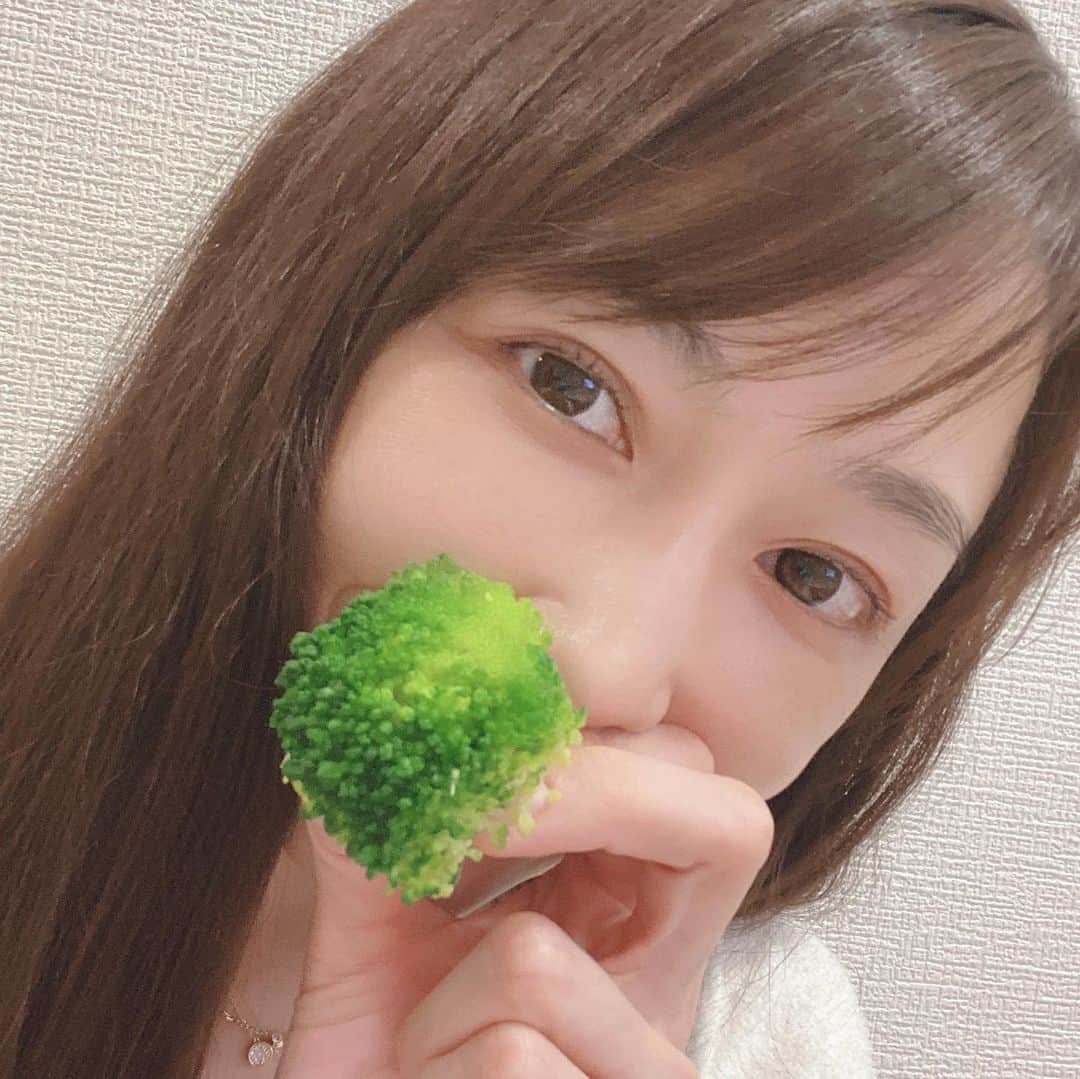 杏さゆりさんのインスタグラム写真 - (杏さゆりInstagram)「私はジブリだとソフィーらしい💕 大好きな映画だから嬉しいな🥺❤️ .  https://www.arealme.com/which-miyazaki-character-are-you/ja/ ここで診断できるよ😝 . 今日も17ライブありがとうございました💕💕💕 明日もやるねぇ💕💕💕 . #ソフィー #杏さゆり　#SayuriAnzu」5月3日 0時11分 - anzu_sayuri_official