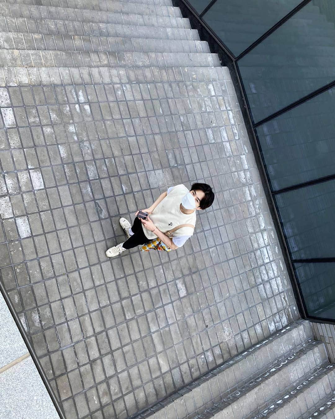 スホさんのインスタグラム写真 - (スホInstagram)「😷」5月3日 0時49分 - kimjuncotton