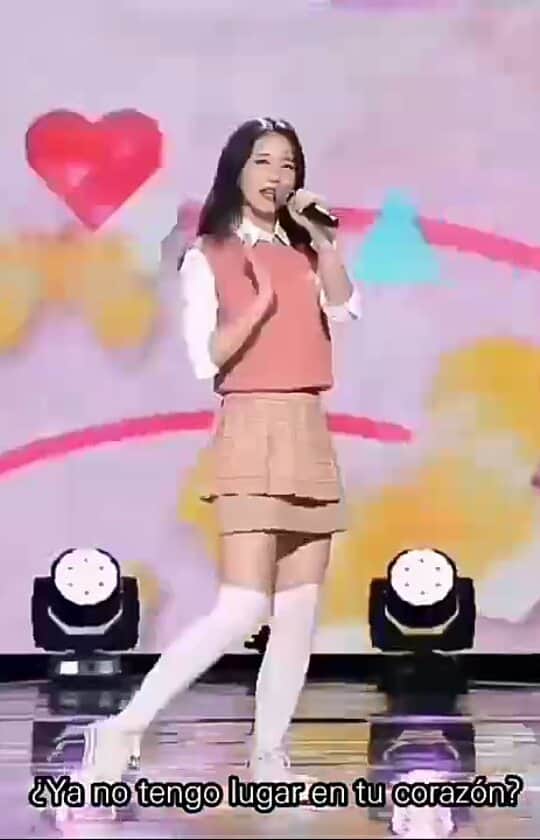 のインスタグラム：「#niziproject #jyp #jypentertainment #trainee #kpop #kpoptrainee #ayaka #araiayaka #beauty #nizi #jpop #idol #jyptrainee #rookie」