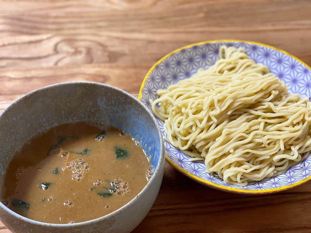 ロシアン佐藤のグルメインスタ