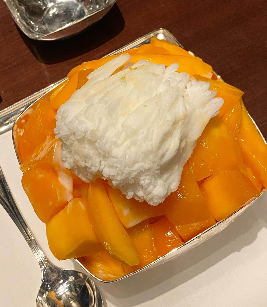 ダソム さんのインスタグラム写真 - (ダソム Instagram)「🍧🌼」5月3日 13時39分 - som0506