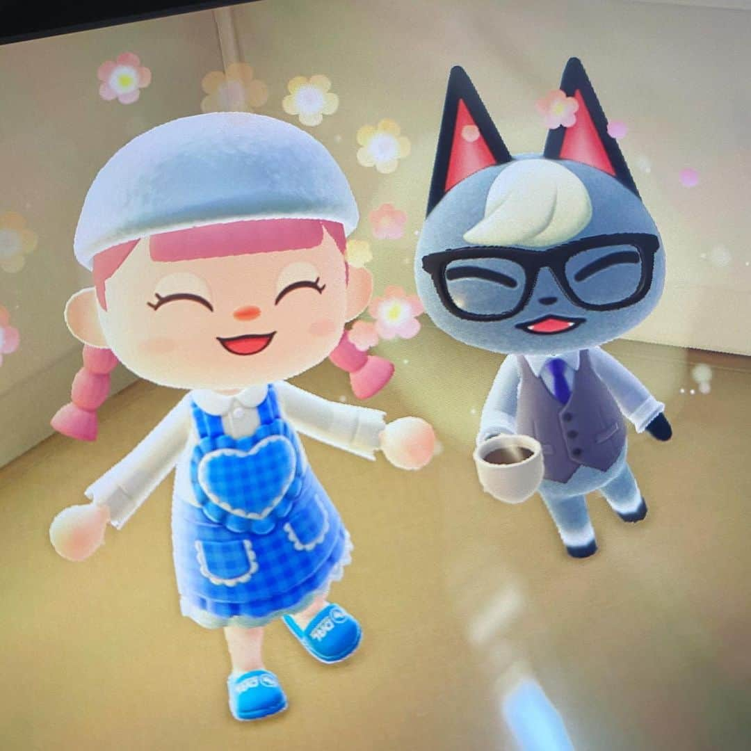 小桃さんのインスタグラム写真 - (小桃Instagram)「🥺🐱❤️ #どうぶつの森  #AnimalCrossing  #ACNH  #NintendoSwitch #ジャック #傑克 #raymondanimalcrossing」5月4日 2時25分 - siutao1126