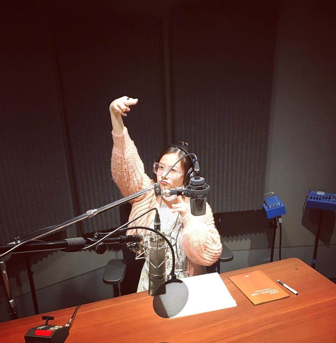 千眼美子さんのインスタグラム写真 - (千眼美子Instagram)「・ きゃっほーん🕊🕊🕊 LINE BLOG更新しましたー！ 共演させていただいた女優さん、俳優さんに続々ラジオにご登場いただいています🙏😿✨ 映画の話も満載なので詳細はブログへー！🎥📢 #千眼美子公式ブログ #lineblog」5月3日 18時33分 - yoshiko_sengen