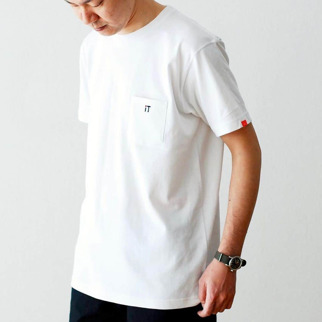 wonder_mountain_irieさんのインスタグラム写真 - (wonder_mountain_irieInstagram)「［unisex］ itten. / イッテン "itten 10 "iT" Pocket Tee" ¥6,380- _ 〈online store / @digital_mountain〉 http://www.digital-mountain.net/shopdetail/000000003745/ _ 【オンラインストア#DigitalMountain へのご注文】 *24時間受付 *15時までのご注文で即日発送 *送料無料 tel：084-973-8204 _ We can send your order overseas. Accepted payment method is by PayPal or credit card only. (AMEX is not accepted)  Ordering procedure details can be found here. >>http://www.digital-mountain.net/html/page56.html  _ #itten #イッテン _ 本店：#WonderMountain  blog>> http://wm.digital-mountain.info/blog/20200412-1/ _ 〒720-0044  広島県福山市笠岡町4-18  JR 「#福山駅」より徒歩10分 #ワンダーマウンテン #japan #hiroshima #福山 #福山市 #尾道 #倉敷 #鞆の浦 近く _ 系列店：@hacbywondermountain _」5月3日 19時18分 - wonder_mountain_