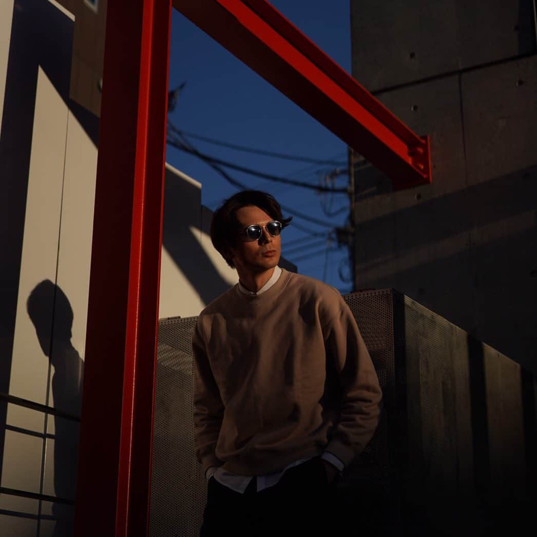 岡本至恩さんのインスタグラム写真 - (岡本至恩Instagram)「Shape of the sky. . photo: @itsjosephswrld  shades: @oliverpeoples  #tb #catstreet #harajuku」5月3日 20時03分 - seanokmt