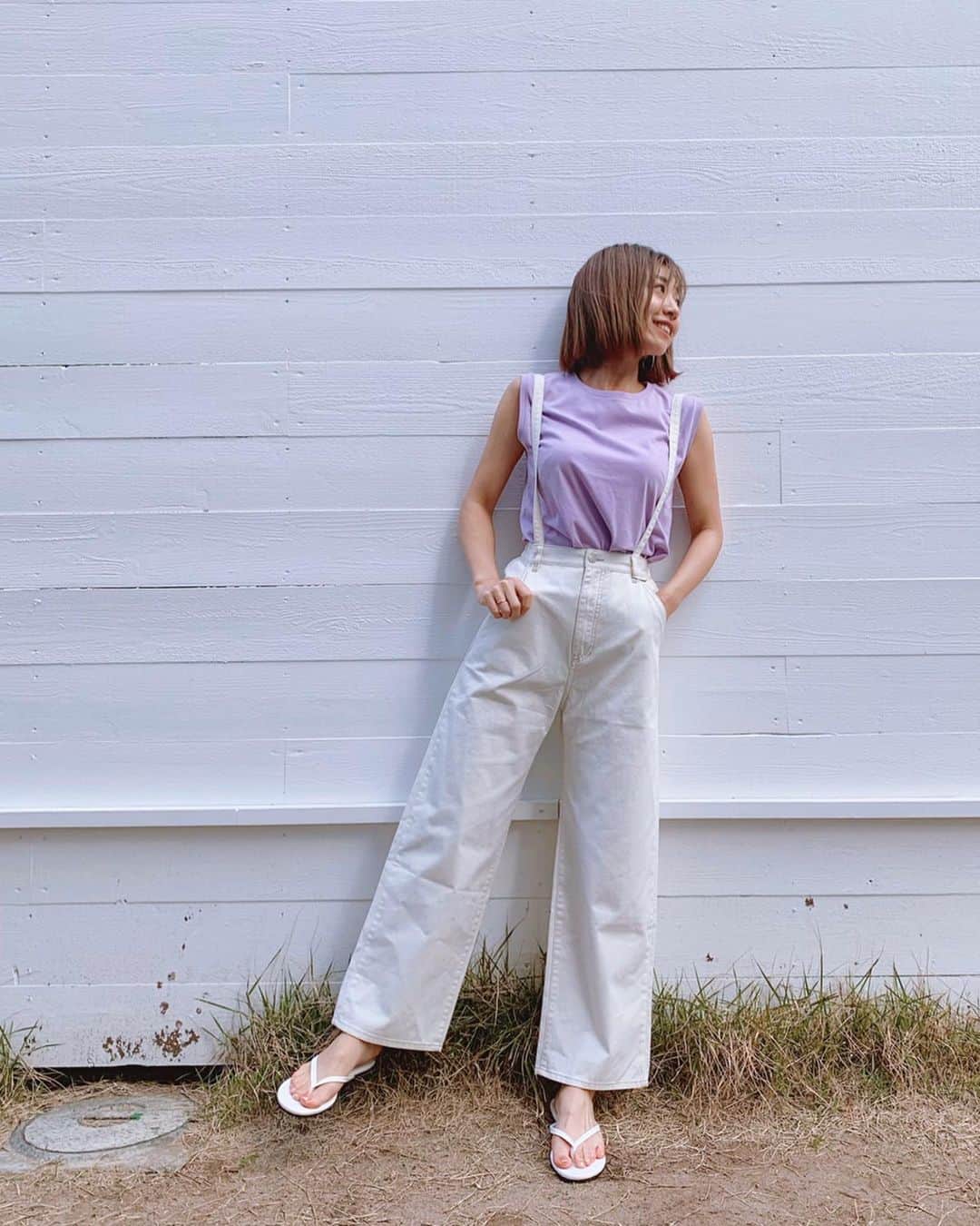 本橋優華のインスタグラム：「たった1週間でも予期せぬ日々に変化する。﻿ 変化もパワーにできるかな？ 早く思いっきり全力で駆け巡りたい◡̈⃝ ﻿ ﻿ コケるか。笑﻿ ﻿ #いつかの写真﻿ #おうち時間 #abematv﻿ #会社は学校じゃねぇんだよ  にハマった全話観た﻿ #こんな男の人がタイプ﻿ #日曜日 #whitejeans#purple#ss」