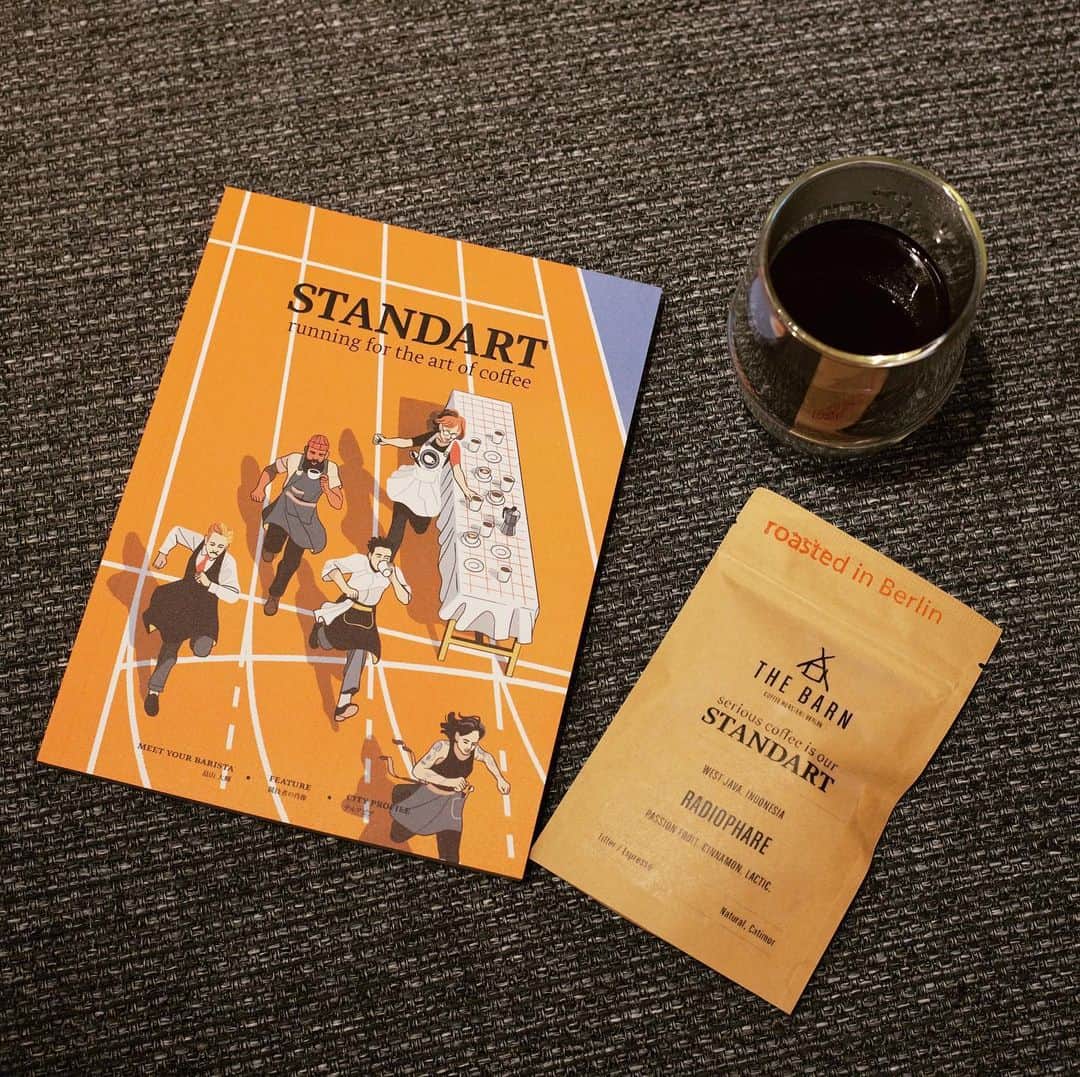 のインスタグラム：「STANDARTが届きました！ コーヒー好きの皆さんはぜひチェックしてくださいね☕️ @standartmag_jp」