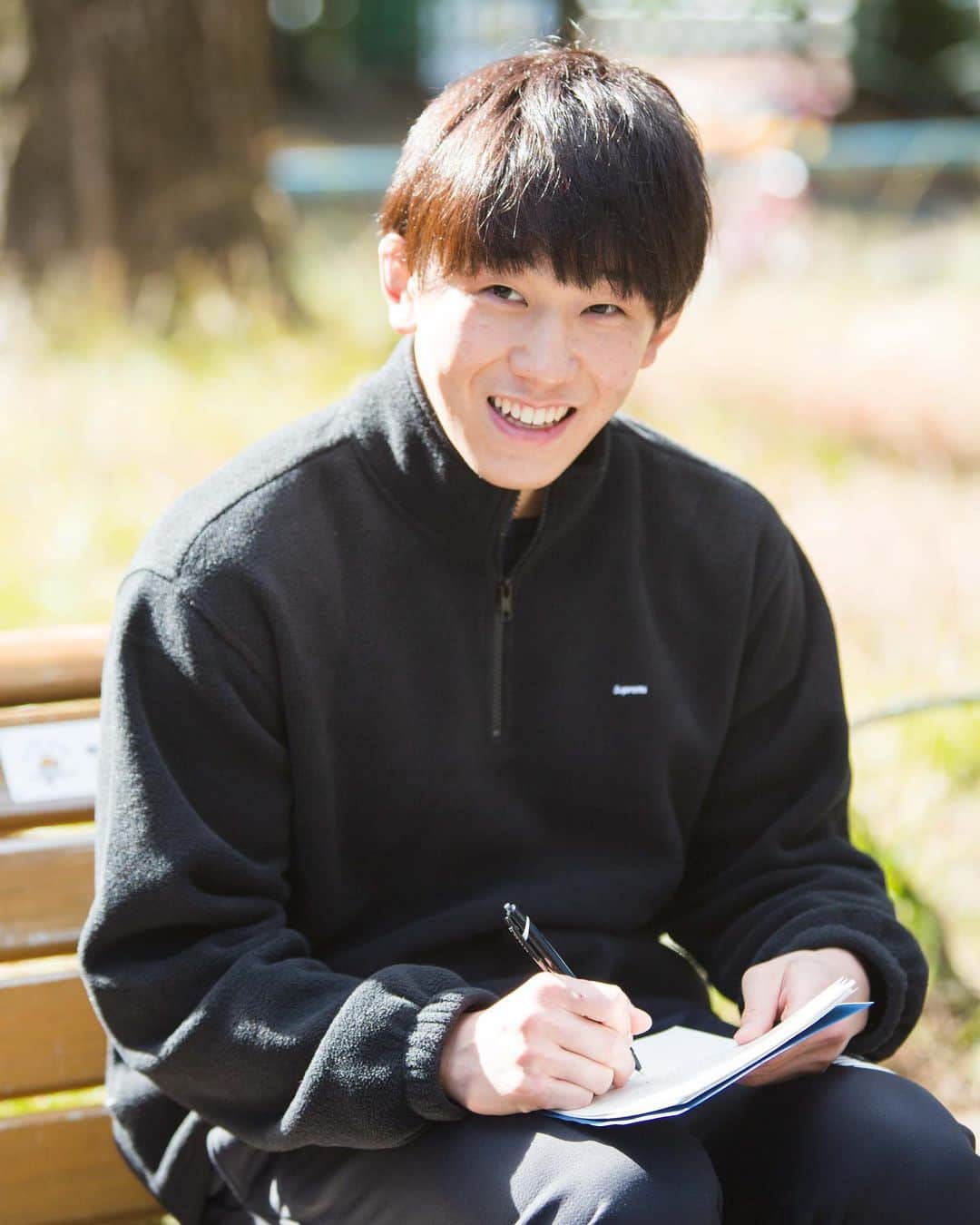 乙黒拓斗のインスタグラム：「↑ いつもと違うところがあるんです (1ヶ月くらい限定で)  #オフショットとか言っておこう」