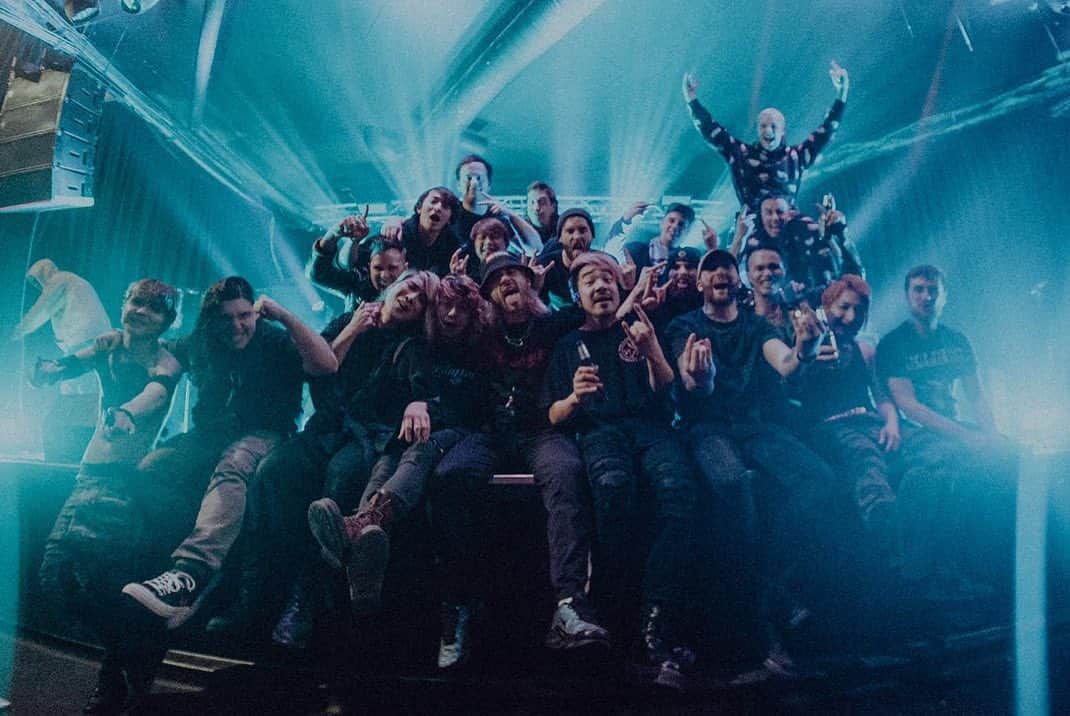 Crossfaithさんのインスタグラム写真 - (CrossfaithInstagram)「In the last couple of weeks, our life has drastically changed and never been off the stage this much amount of time.  Hope any of our songs can be your light in these strange days.  On the other hand, as you can imagine, these shows can’t be done without our crew and they’re facing an unexpected loss of income. To help, we’re currently working on something special which benefits our tour family.  We’ll announce it fairly soon. Stay tuned!」5月3日 21時30分 - crossfaithjapan