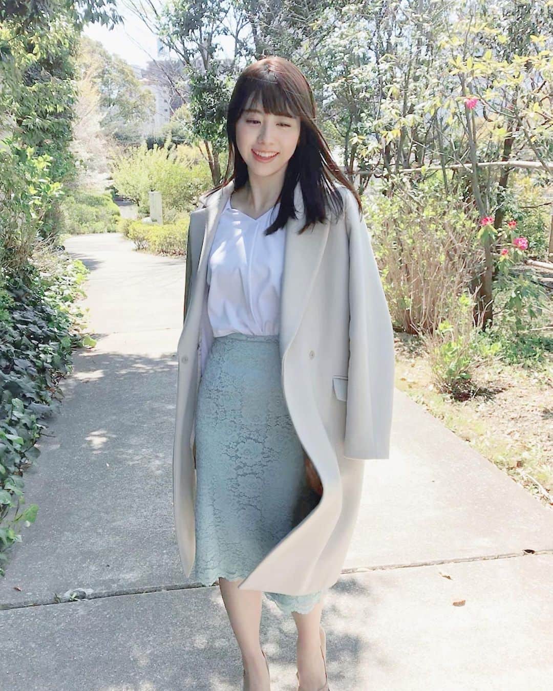 のインスタグラム：「. 🌱🌱🌱 . あんまり更新してないけど 日々楽しく過ごしてます☺️ . 今日は妹の家で名古屋の家族と テレビ電話をしてたっくさん笑いました🙌🏻 . . #春がもう終わりそう #写真がないので1年前のを」