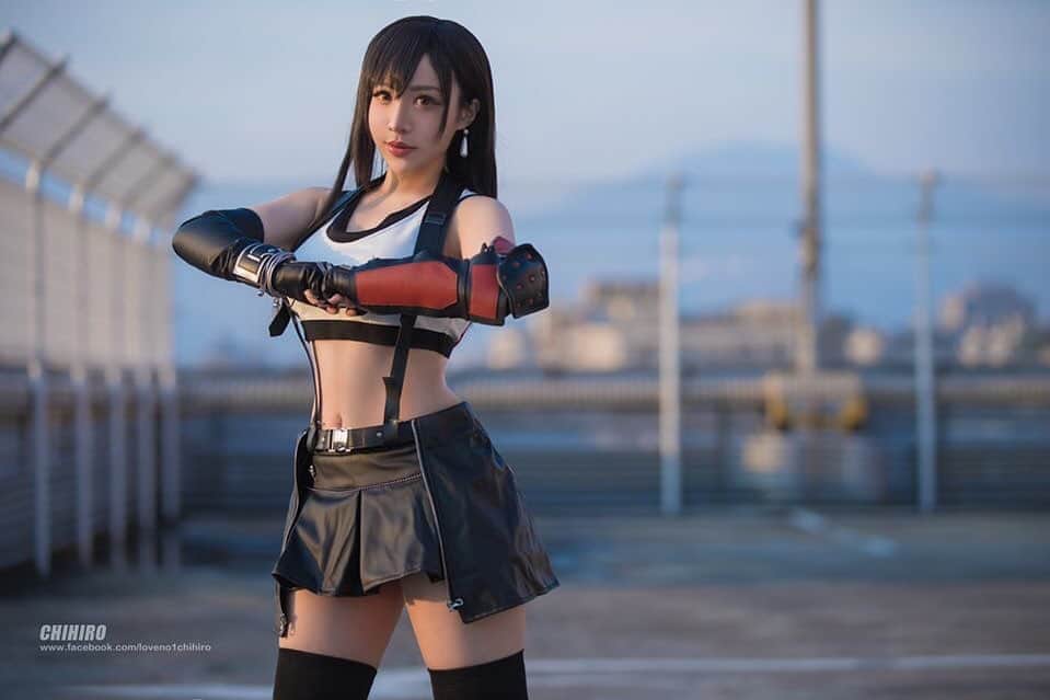 千尋のインスタグラム：「Today is Tifa's birthday//// Happy Birthday !!! If you want to get this set of photos you can subscribe Past VIP Tier to obtain ❤️ #ff7remake #finalfantasy7remake #finalfantasy #cosplay #cosplayer #tifa #tifacosplay #tifalockhart #tifalockhartcosplay #ファイナルファンタジー7リメイク #squareenix」