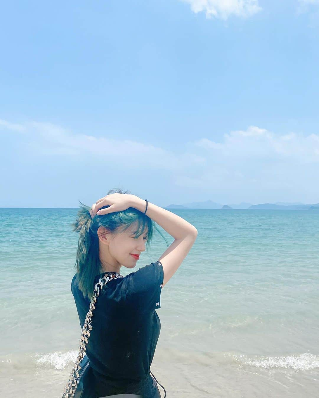 ソンソさんのインスタグラム写真 - (ソンソInstagram)「summer 🌞」5月3日 22時29分 - chengxiao_0715