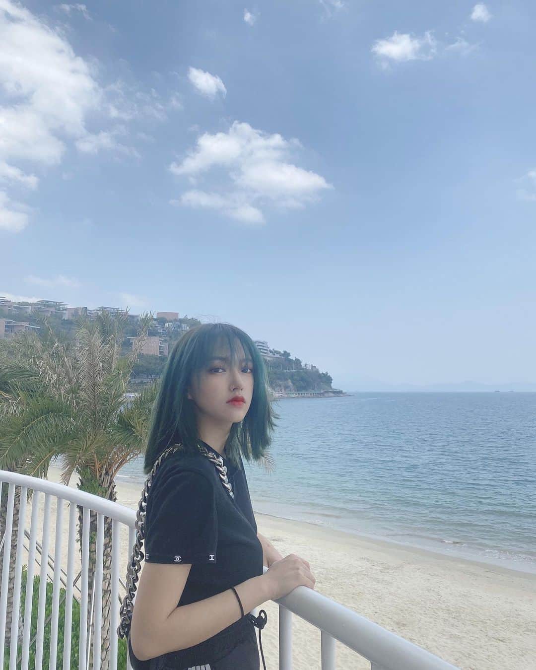 ソンソのインスタグラム：「summer 🌞」