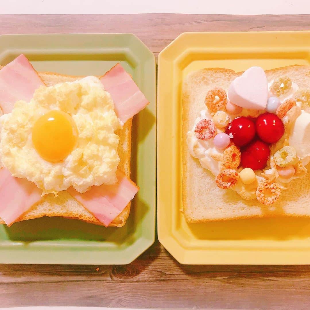ゆわももチャンネルさんのインスタグラム写真 - (ゆわももチャンネルInstagram)「明日の朝ごはんこれにしてみて☺️→強制！？ 小学生が作ったとは思えないクオリティ😊あーお腹空いてきちゃった。  ゆわももチャンネルで作り方はこの前紹介したのでみてみてね❤️ 左の方はマヨネーズたっぷりかけて、右のはチョコソースかけたら最高✌️✌️✨✨ #朝ごはん #ゆわもも親子の日常  #ゆわももママのひとりごと  #意外と女子力なゆわクッキング  #エッグインクラウド  #パンアレンジ」5月3日 22時42分 - atsumi.y_m