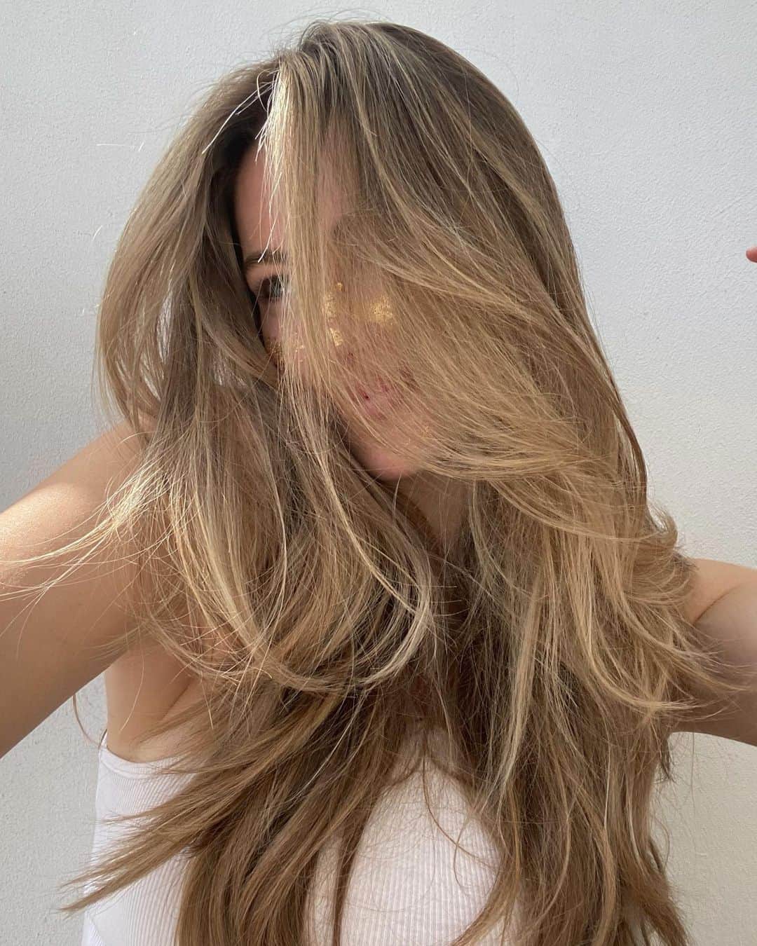 Mathilde Goehlerのインスタグラム：「Sunday is for masks 🌙」