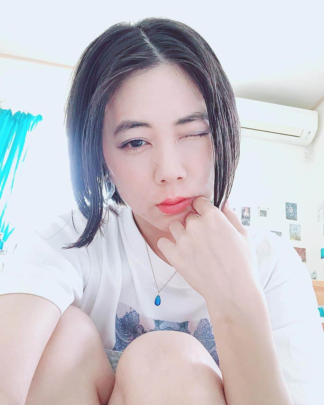 木村仁美さんのインスタグラム写真 - (木村仁美Instagram)「もはや、夏が来たのでは👒？ なんてね💃 . . #今日の青い」5月3日 23時24分 - chami_cat