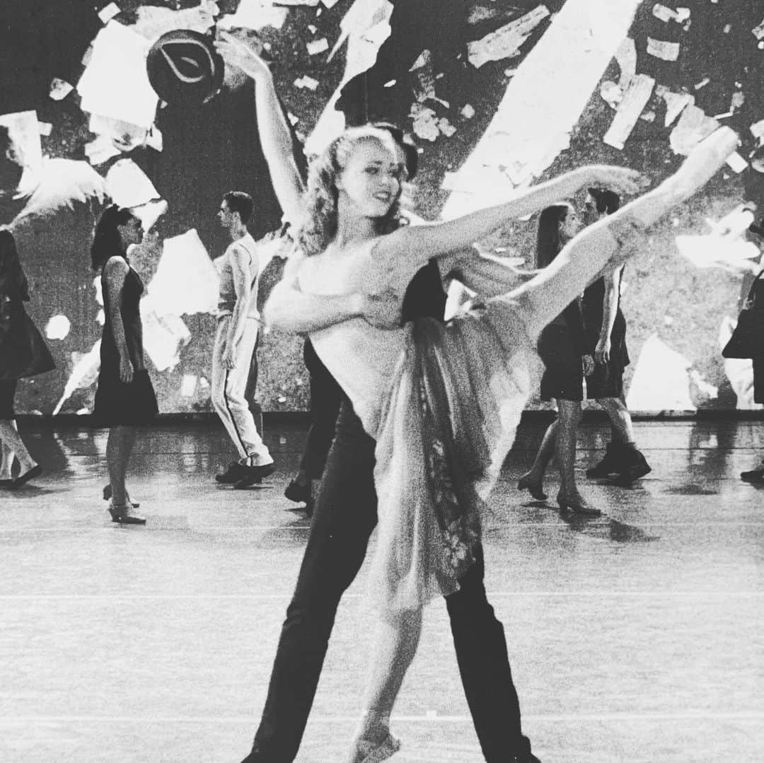 のインスタグラム：「#Centerstage turns 20 this year! 🩰  I’ll post a different photo every week in May in honor of my first acting gig. You can now revisit the ABA gang on @netflix 📸: @barrywetcher」