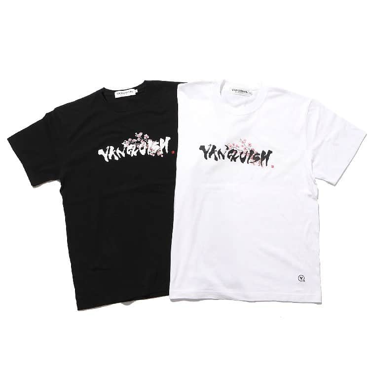 ヴァンキッシュのインスタグラム：「VANQUISH SAKURA Writing brush T-shirt[VWC058] Price：7,700-(税込) Color：WHITE / BLACK Size：M / L / XL ㅤㅤㅤㅤㅤㅤㅤㅤㅤㅤㅤㅤㅤㅤㅤㅤㅤㅤㅤㅤㅤㅤㅤㅤㅤㅤ Shop link bio！ ——————————————— ‪ #VANQUISH #VANQUISHJP #真澪 #書道家真澪 #書道家」