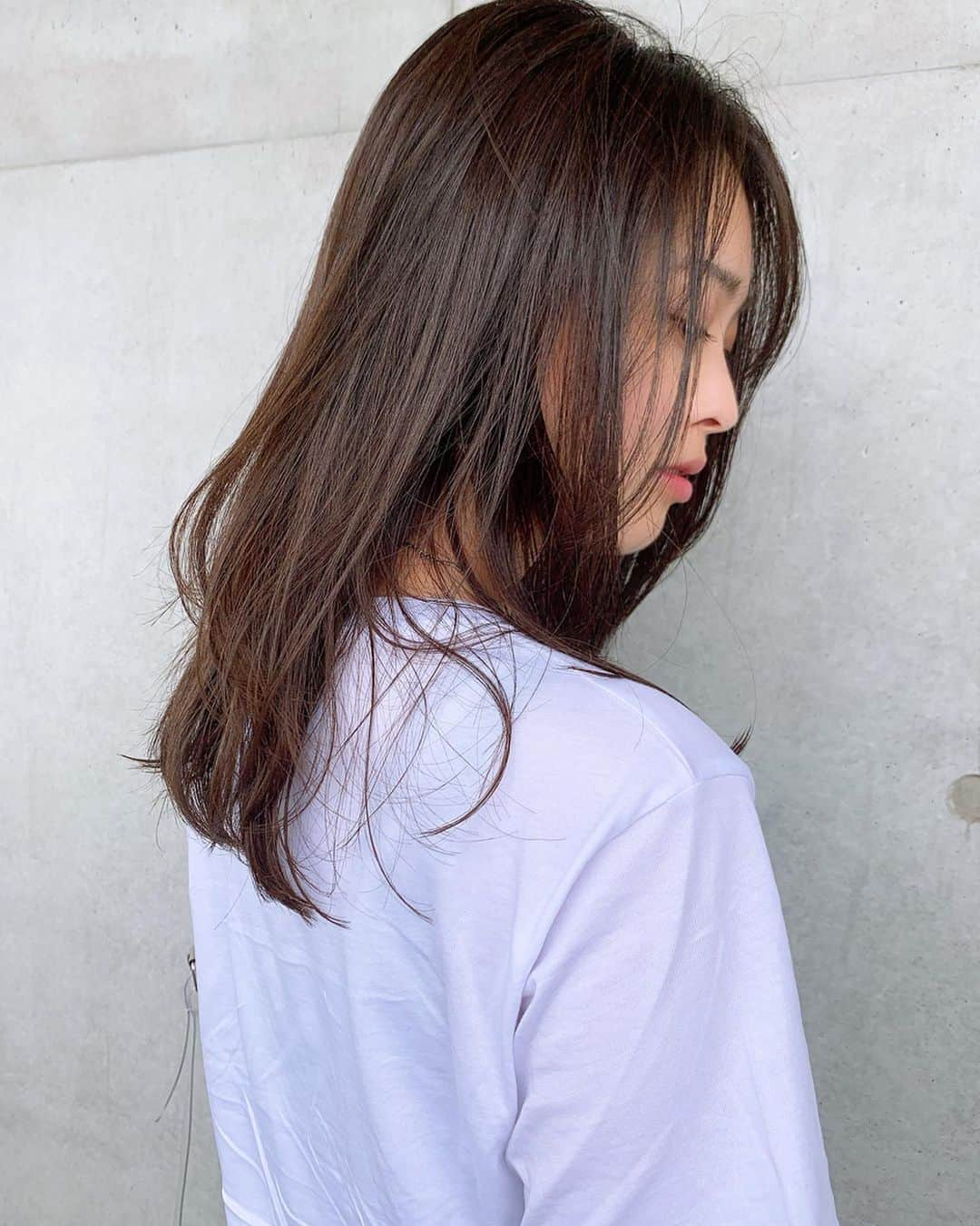 倉松すみれさんのインスタグラム写真 - (倉松すみれInstagram)「always thank you 🤎 @riiiiiiiiiie ﻿ ﻿ ﻿ ﻿  #haircut#beauty#💇‍♀️#表参道#美容#ヘアスタイル #ミディアムヘア」5月4日 21時00分 - sumire_0415