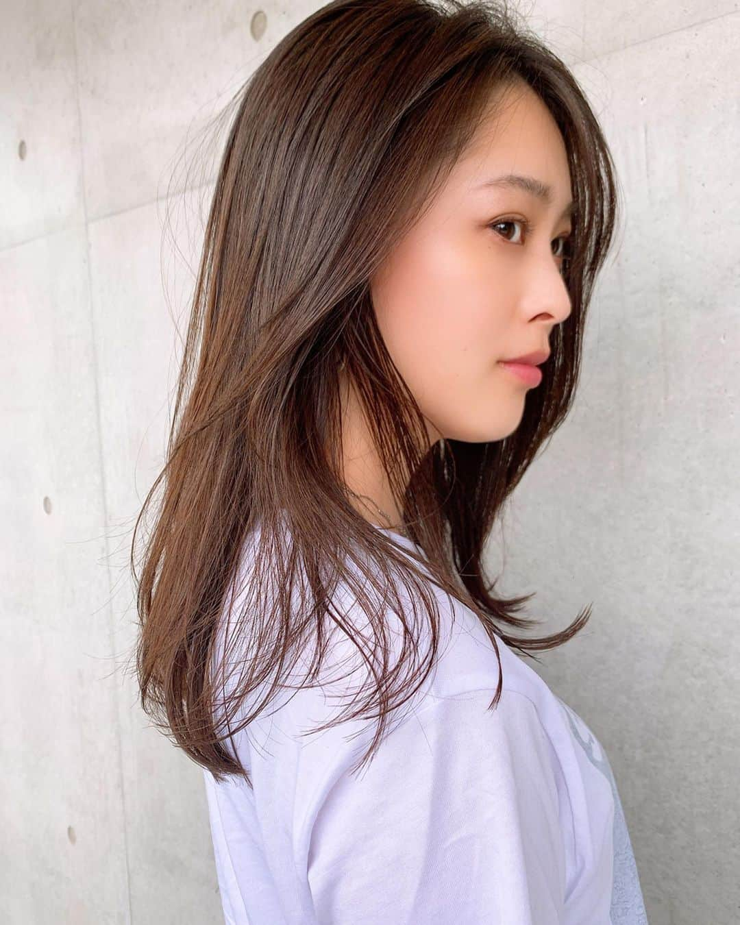 倉松すみれさんのインスタグラム写真 - (倉松すみれInstagram)「always thank you 🤎 @riiiiiiiiiie ﻿ ﻿ ﻿ ﻿  #haircut#beauty#💇‍♀️#表参道#美容#ヘアスタイル #ミディアムヘア」5月4日 21時00分 - sumire_0415