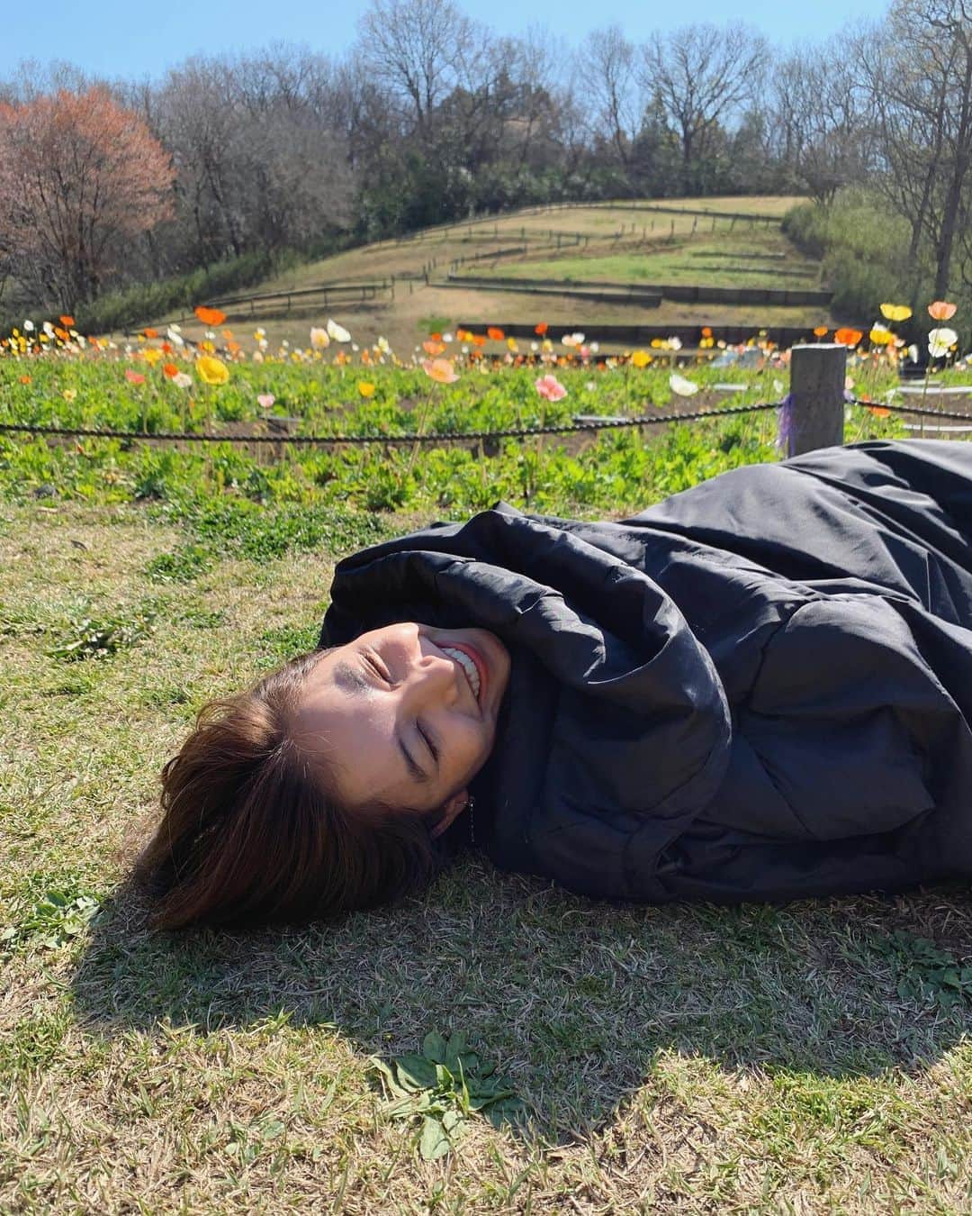 新木優子さんのインスタグラム写真 - (新木優子Instagram)「朝の撮影でとても寒くてこうなりました🐛  @nonno_magazine オフショット📷」5月4日 20時37分 - yuuuuukko_