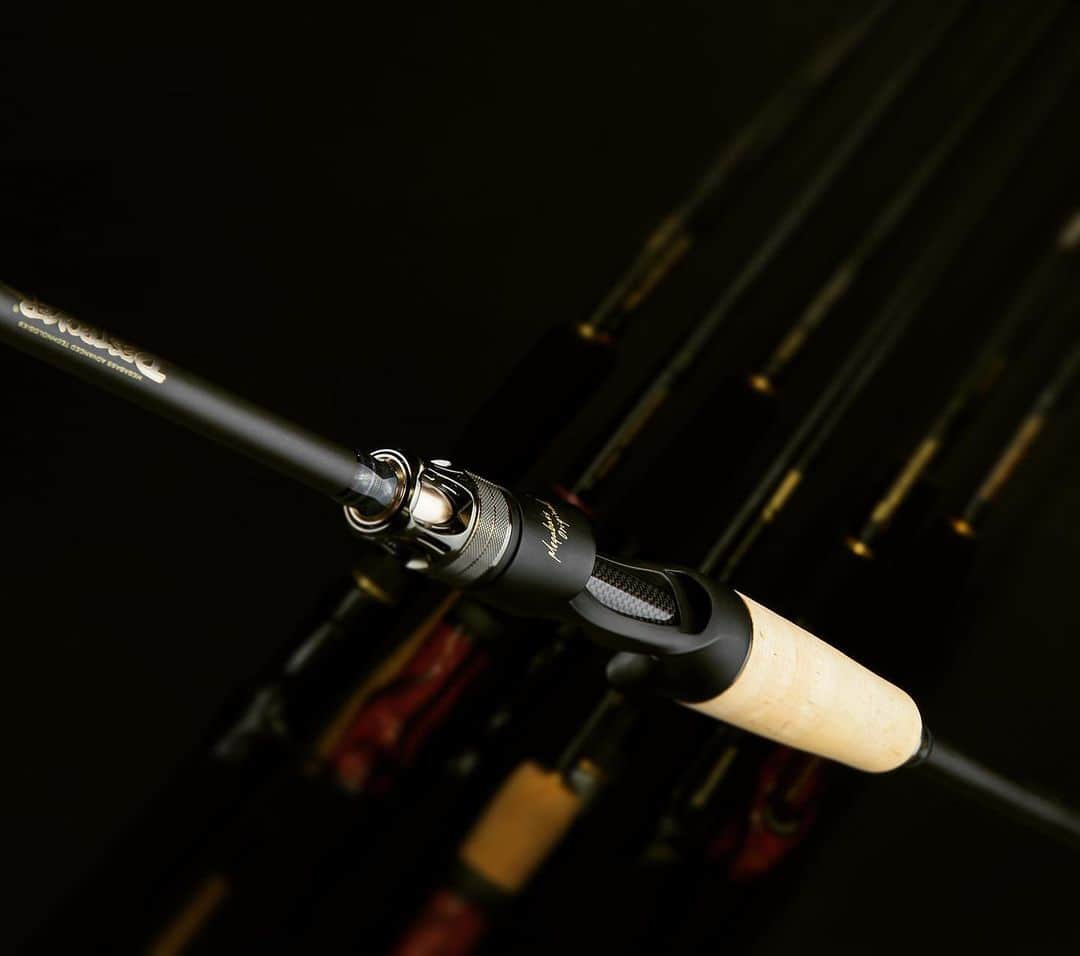 Megabass Inc.のインスタグラム：「BRAND NEW DESTROYER Launched  破壊革命。 新・ハカイ王が、破壊王を破壊する。  #megabass #メガバス #yukiito #伊東由樹 #destroyer」