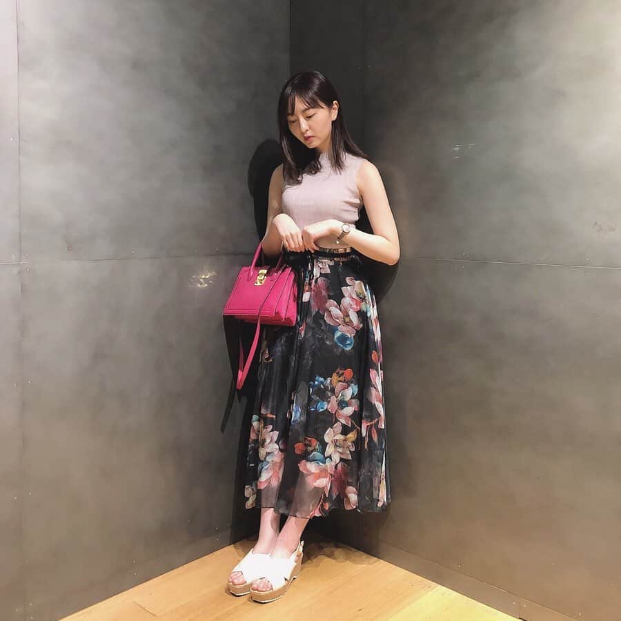 森保まどかさんのインスタグラム写真 - (森保まどかInstagram)「﻿ ﻿ ﻿ ﻿ 最近急にあったかくなりましたね🌞﻿ ﻿ ﻿ ﻿ ﻿ ﻿ ﻿」5月4日 21時13分 - madokamera_48