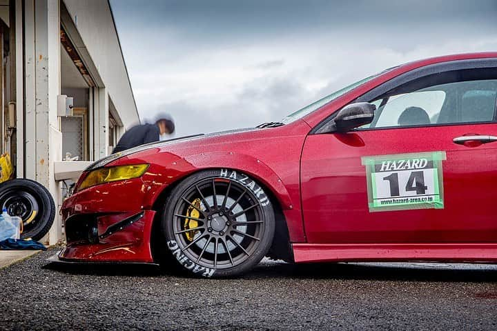 mistbahnさんのインスタグラム写真 - (mistbahnInstagram)「_ HAZARD RACING Honda CL7 ACCORD Euro R _ Shot on 25-Nov 2018 "HAOC(Honda Accord Owners Club) Track day" at SUZUKA TWIN Circuit (One track in SUZUKA) _ _ owner: @yasuuooo tuner: @hazard8310 photo: @mistbahn _ _ JP) 2018年11月25日、鈴鹿ツインサーキットで開催の「HAOC(ホンダ・アコード・オーナーズクラブ)走行会」で撮影。 _ _ #haoc #hondaaccordownersclub #suzukatwin #suzukatwincircuit #鈴鹿ツインサーキット #鈴鹿ツイン #hondaccord #ホンダアコード #accord #cl7 #tsx #acuratsx #cl9 #tsxgang #hazardracing #ハザードレーシング #hondaaccordeuror #euror #kseries #k20a #k20 #trackcar #trackday #trackspec #trackstance #timeattack #timeattackjapan #honda #becauseracecar #trackcarbuild」5月4日 21時14分 - mistbahn