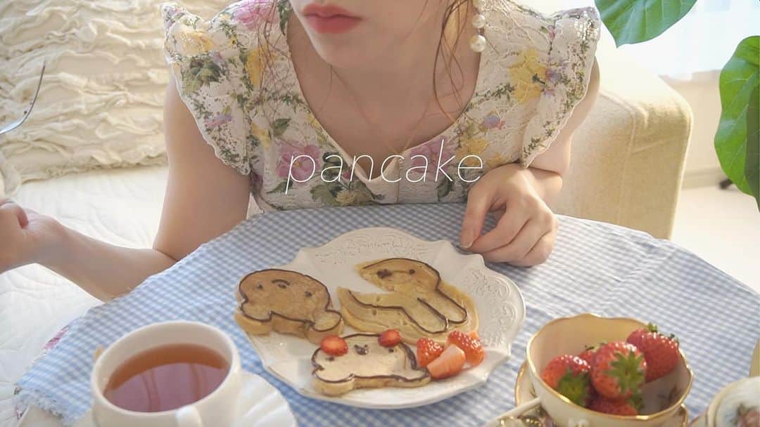 maari watanabe(まありん)さんのインスタグラム写真 - (maari watanabe(まありん)Instagram)「.*⑅︎୨୧┈︎┈︎┈︎┈︎┈︎┈︎┈┈︎┈︎┈︎┈︎┈︎୨୧⑅︎* .  はだか麦という、愛媛の超ヘルシーな小麦粉のパンケーキ🥞 普通のパンケーキよりも香ばしいというか高級なお味💕 おやつ作りたのしい🍭💕 .*⑅︎୨୧┈︎┈︎┈︎┈︎┈︎┈︎┈┈︎┈︎┈︎┈︎┈︎୨୧⑅︎* .  #japanesegirl  #japanesefood  #パンケーキ #おうちカフェ #ヘルシーおやつ #pancakes #はだか麦」5月4日 16時38分 - manyo_wt