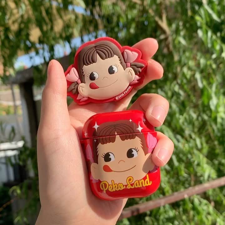 Chuuのインスタグラム：「𝘄𝗲𝗹𝗰𝗼𝗺𝗲 𝘁𝗼 ᴘᴇᴋᴏ ʟᴀɴᴅ🎡✨ - 페코와 츄가 만나 더 재미있고 러블리한 아이템들을 가득 준비했으니 우리 페코랜드에서 곧 만나요!  We have prepared interesting and cute items, so see you soon! ⓒ2020 FUJIYA 🎠」