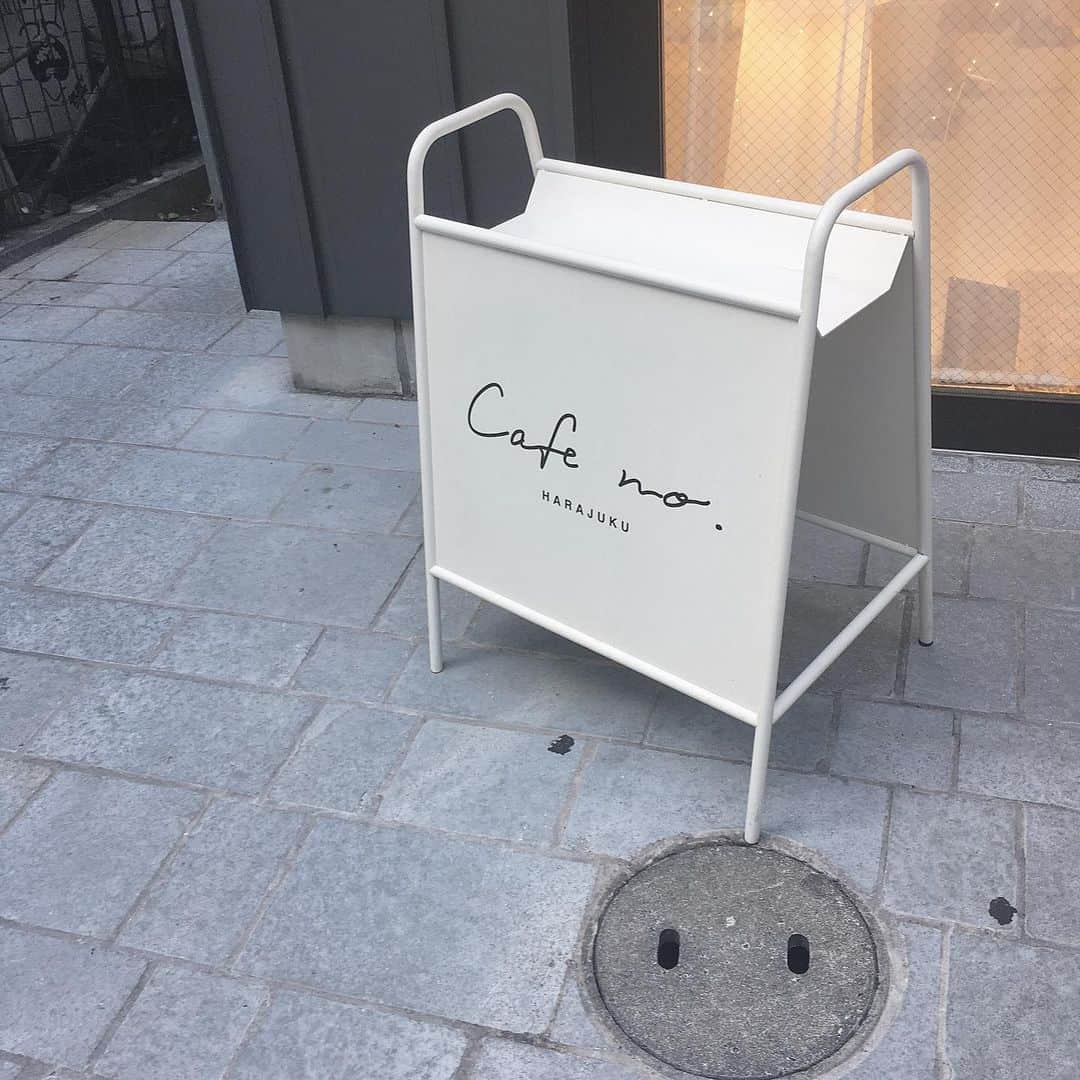 柳澤ゆいのインスタグラム：「. 過去に行ったカフェ系を少し〜〜。 🥱 今は写真で我慢 ！🤍 . . #stayhome #cafe  𝐲𝐮𝐢﻿」