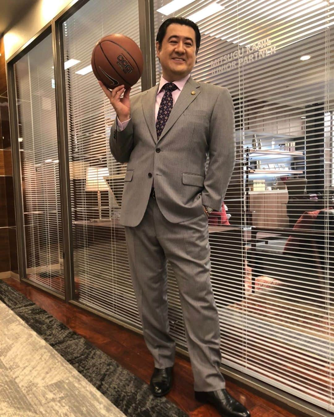 フジテレビ「SUITS/スーツ」のインスタグラム