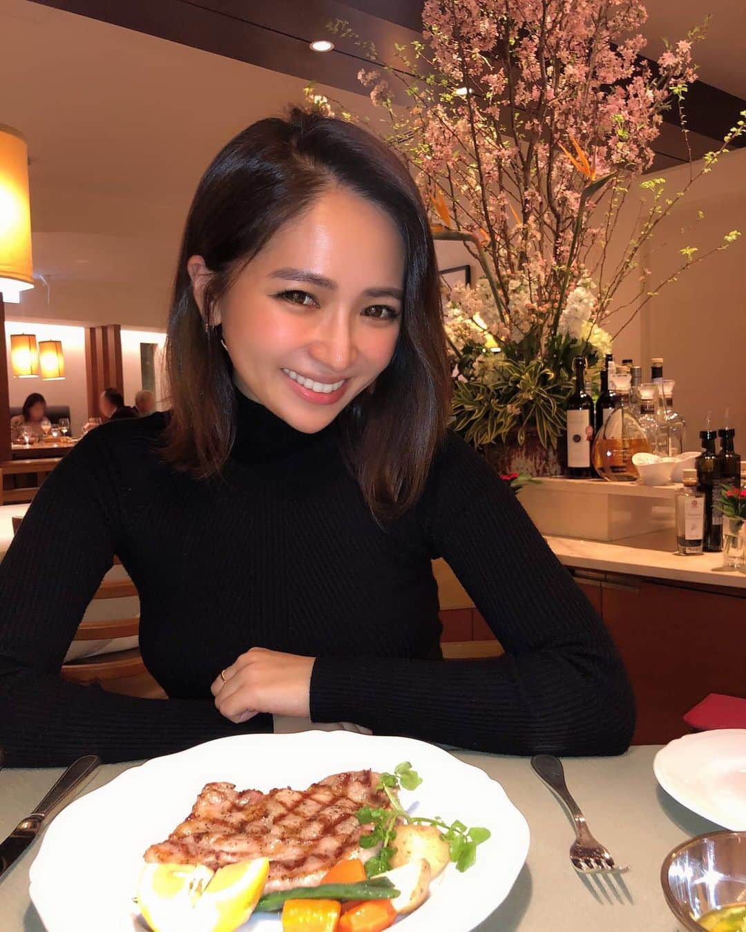 平沼ファナのグルメインスタ