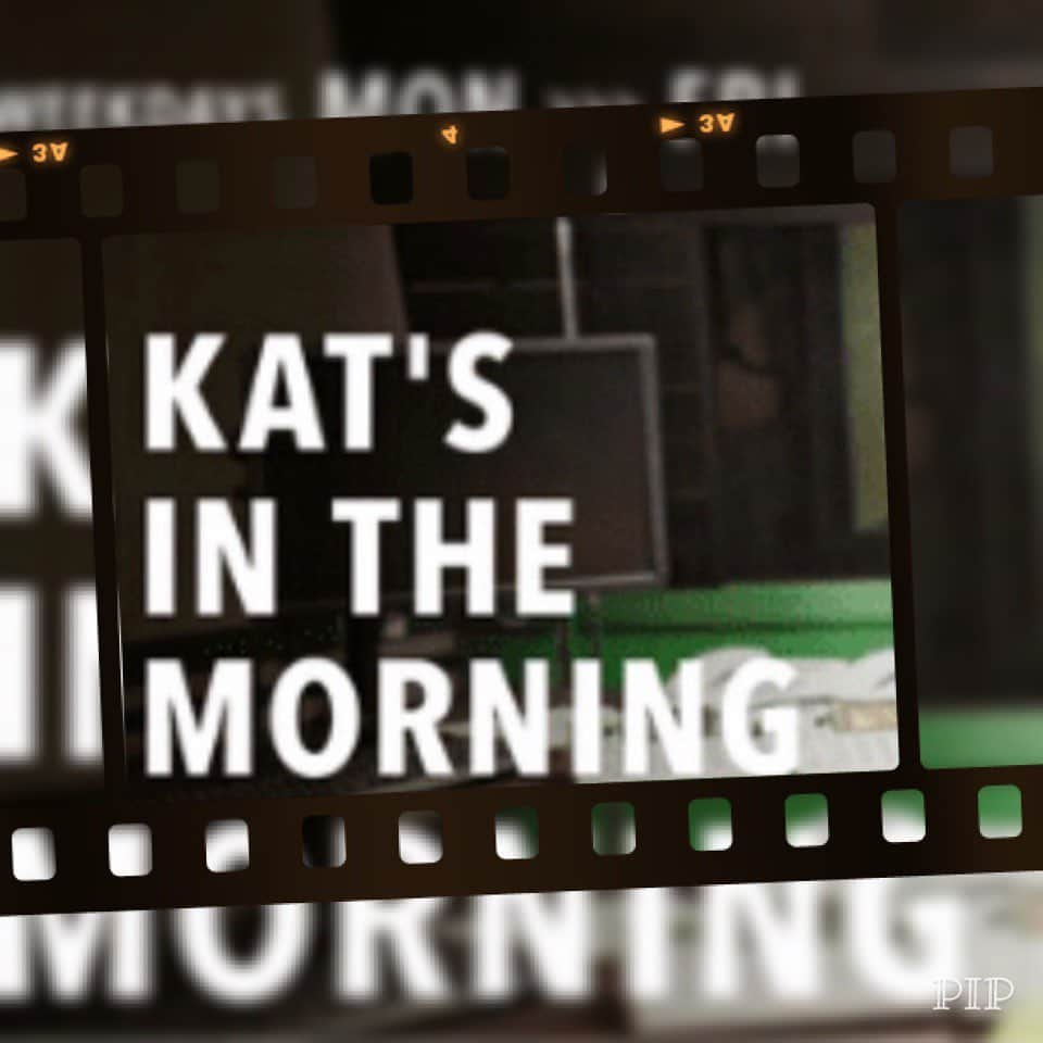 夏木マリさんのインスタグラム写真 - (夏木マリInstagram)「朝は FMノースウェーブの 「KAT'S IN THE MORNING」に リモート参戦！  7:30頃からです！  https://www.fmnorth.co.jp/kim/  radikoでも聴けまーす！  #KATSINTHEMORNING #FMノースウェーブ #redio #カツノリ #5月5日 #生出演 #リモート出演  @2020_deux_zero_deux_zero #2020 #deux_zéro_deux_zéro #yoru_e_isogu_hito #jinsei_iroiro  #Produce #NATSUKIROCK #夏木マリ @mari_natsuki」5月5日 0時16分 - mari_natsuki