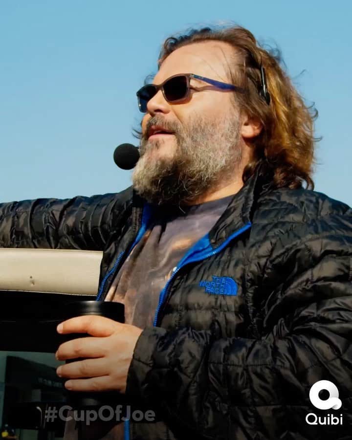 ジョー・ジョナスのインスタグラム：「Episode 8 of #CupOfJoe is here ☕️ @jackblack and I are hitting the land of dreams - Los Angeles! Watch now on @Quibi!!」